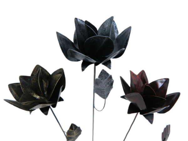 Metal Rose on 1m Stick - Set of 3 - Mix